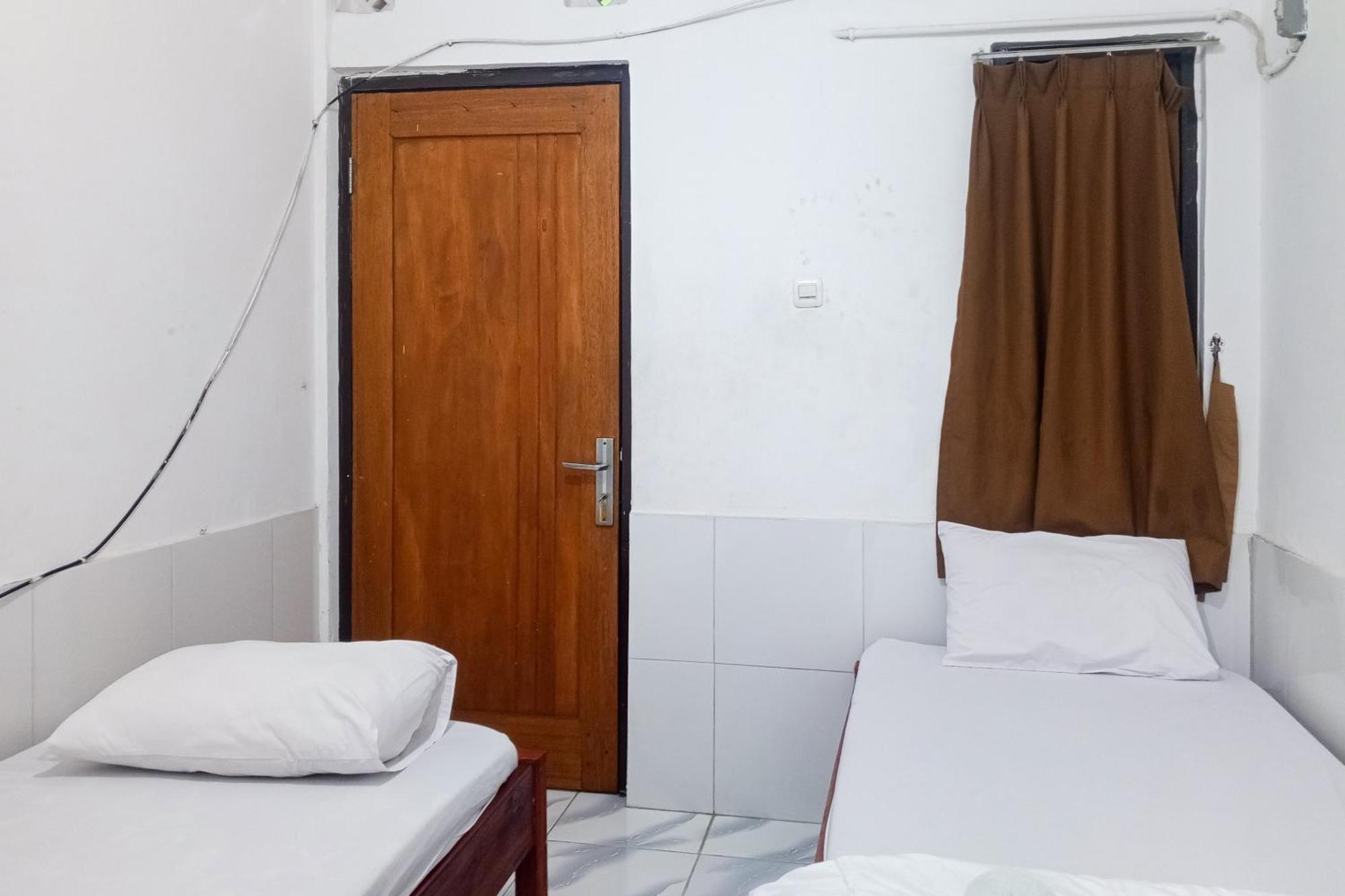 Hotel Malibu Syariah Bogor Redpartner Extérieur photo