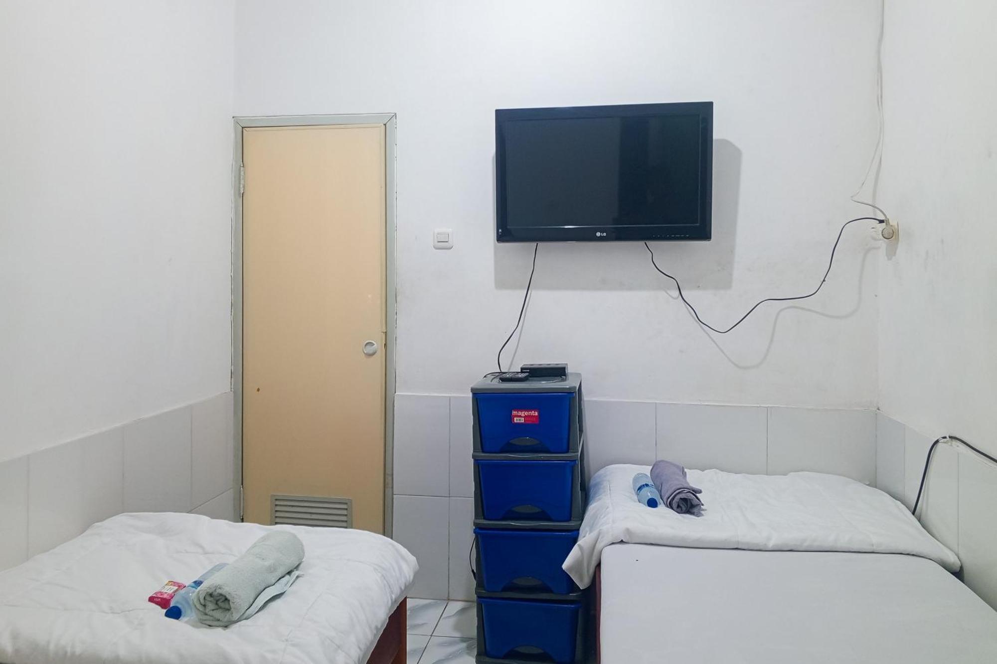 Hotel Malibu Syariah Bogor Redpartner Extérieur photo